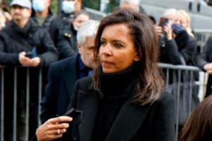 Aix-en-Provence mother-daughter moment and Instagram exchanges after a recent legal episode