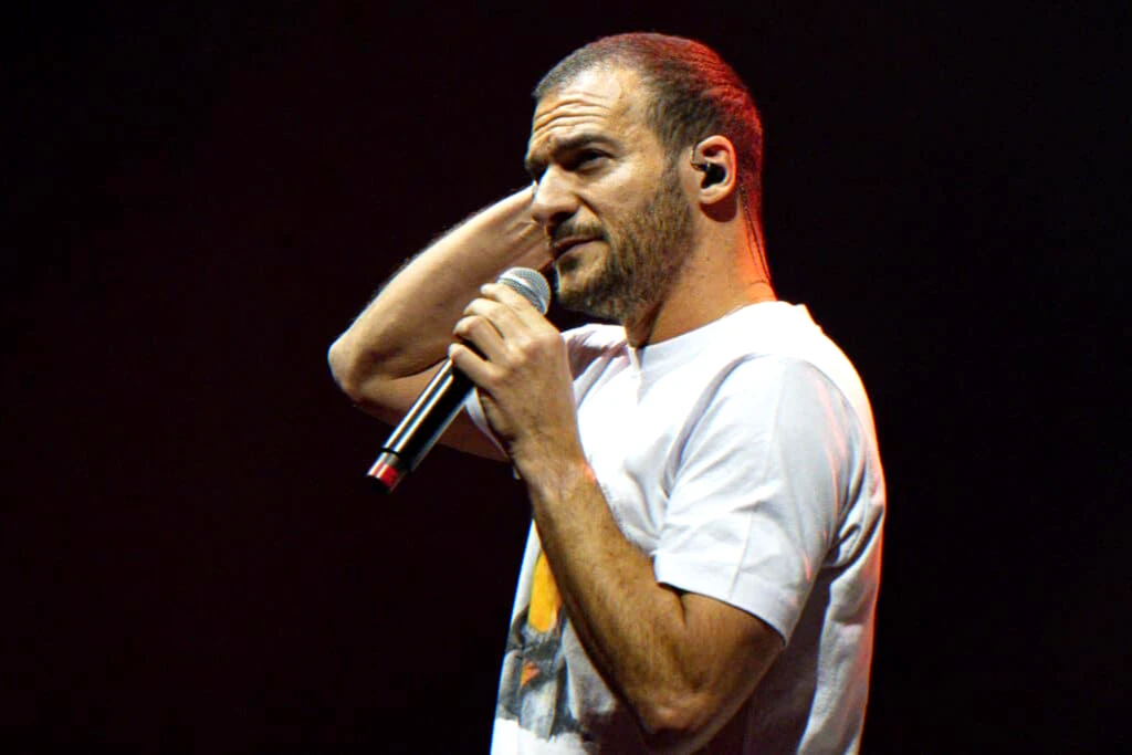 double-album-announcement-and-tour-for-french-artist