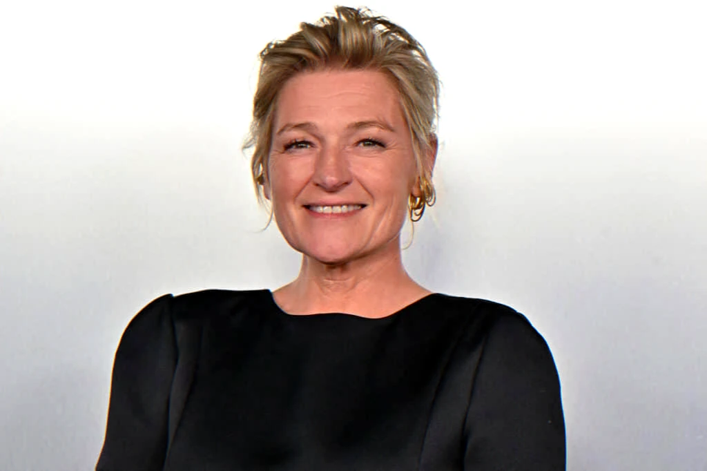 france 5 c a vous presenter transition coverage