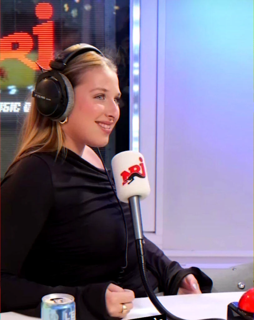 francophone artist nominee radio interview poster-rivalry