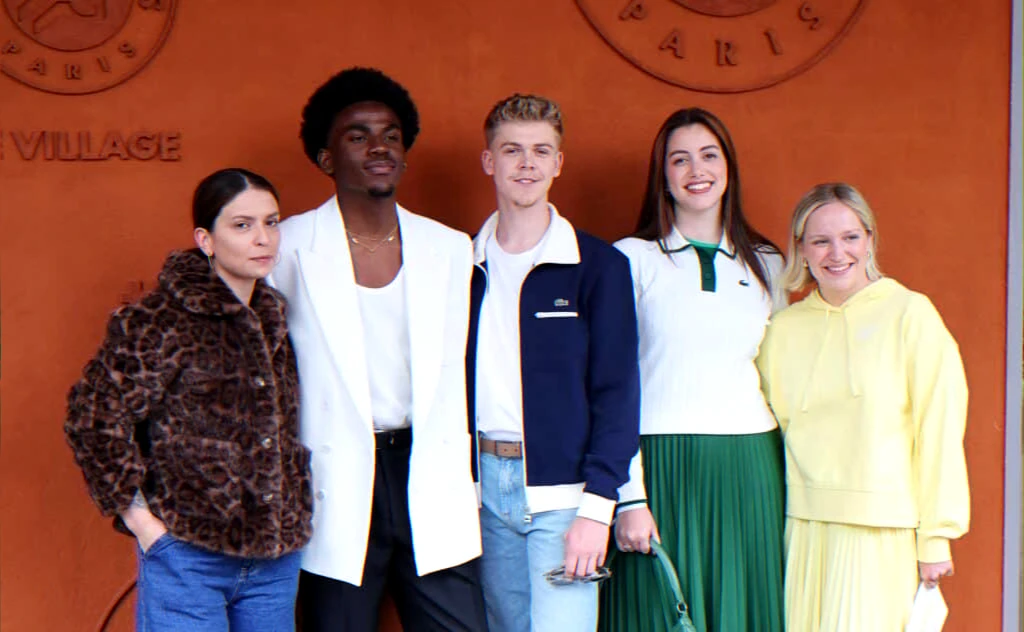 illustration-former-star-academy-contestant-returns-to-studies