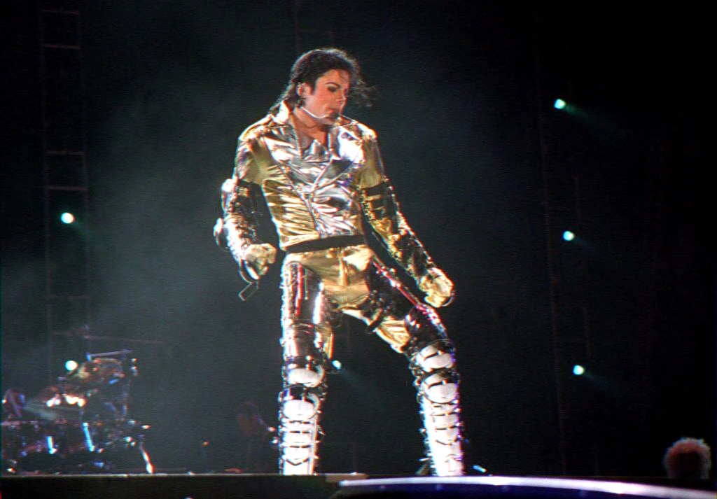 Michael biopic controversy — Paris Jackson denies participation; coverage of the film dispute