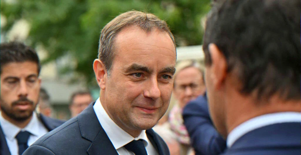 minister degree controversy transparency