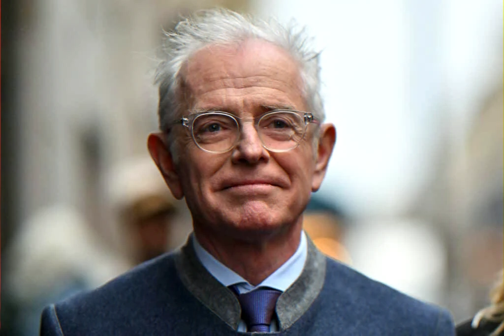 Permis de conduire : le grand test on M6 — 30 Sept 2025, four personalities face 40 road‑code questions