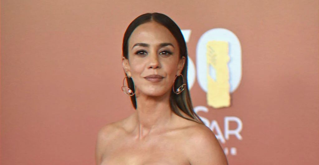 actress mourns the death of her longtime dog