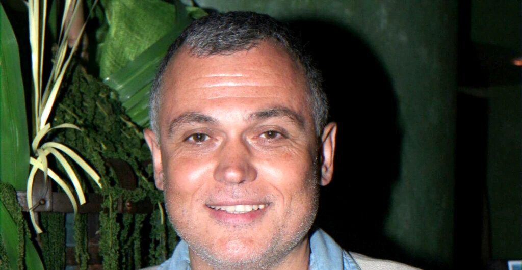 Témoignage sur la lutte contre le VIH et la lourdeur d’une trithérapie