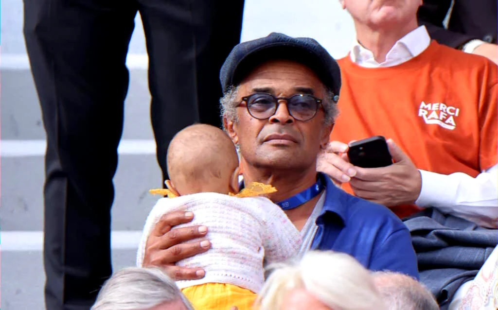 Anniversaire de deux filles et écart d'âge de 27 ans au sein d'une fratrie étalée sur 40 ans