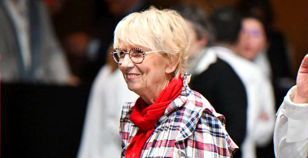 Juror departure and jury speculation on Le Meilleur pâtissier