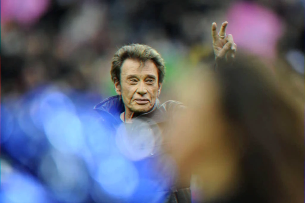 Producteur historique du rock, 87 ans, défense de la famille du chanteur.