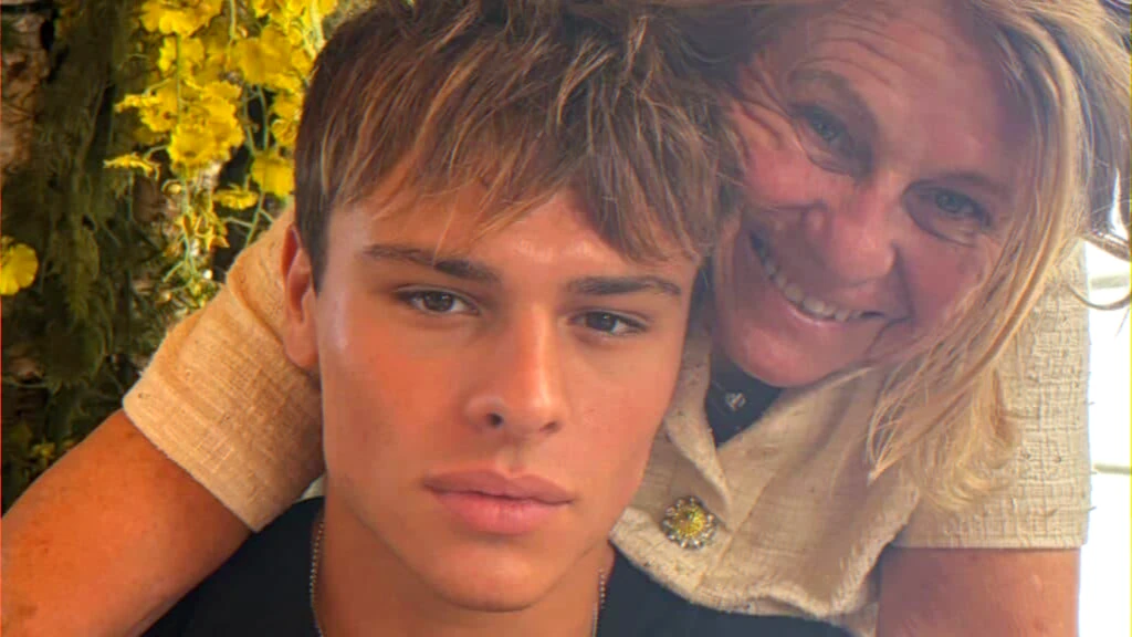 Silver cross noted at a 21st birthday celebration in Saint‑Germain‑des‑Prés