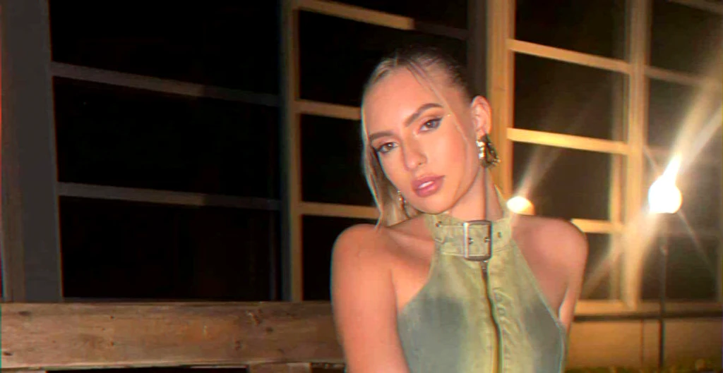 star-academy-2026-contestant-sings-for-parent