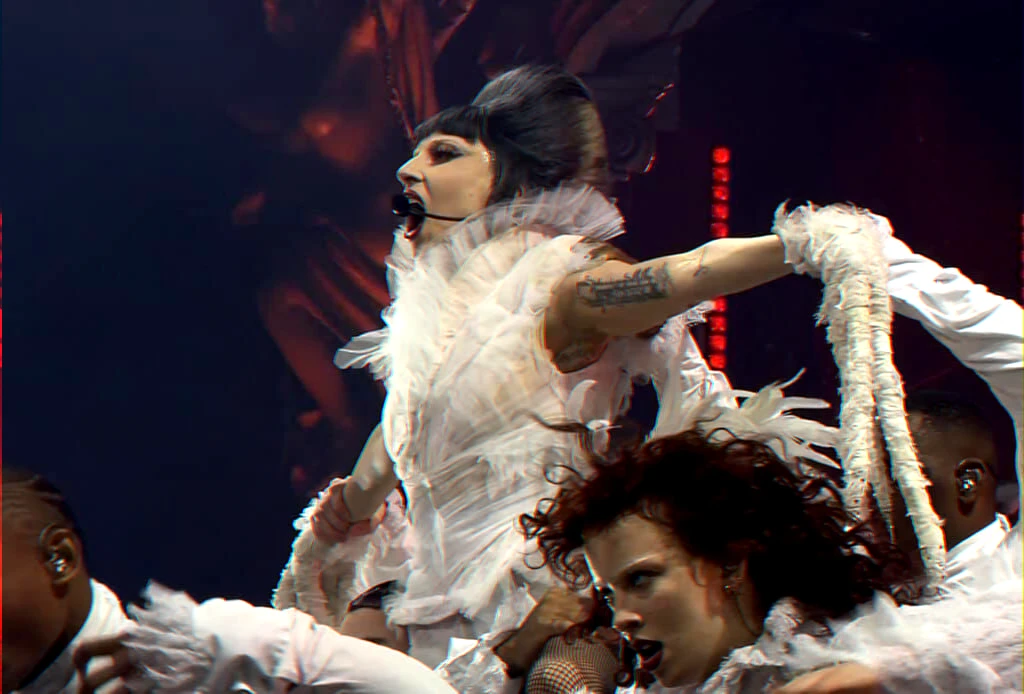 Accor Arena Paris concert — maximalist spectacle and intimate finale