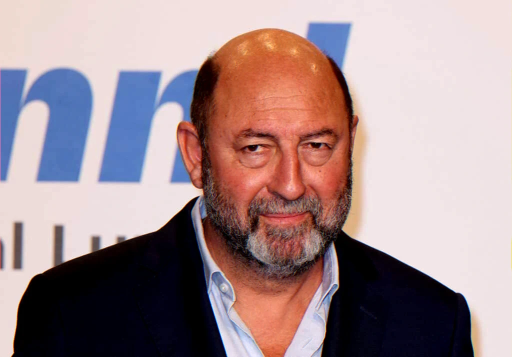 Actor's missed Hollywood attempt highlights English and preparation for international careers