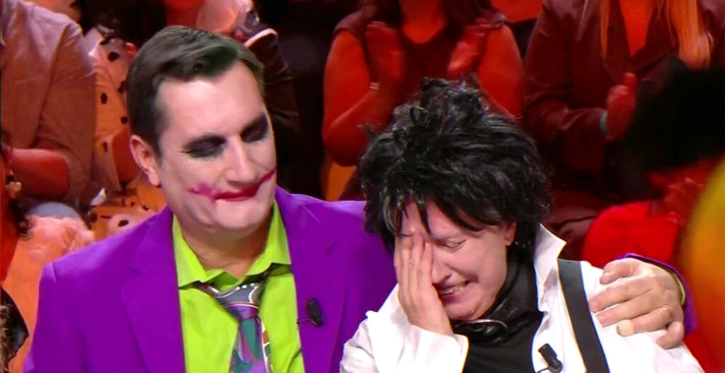 Charge des proches aidants face à Alzheimer — séquence émotive sur un plateau TV