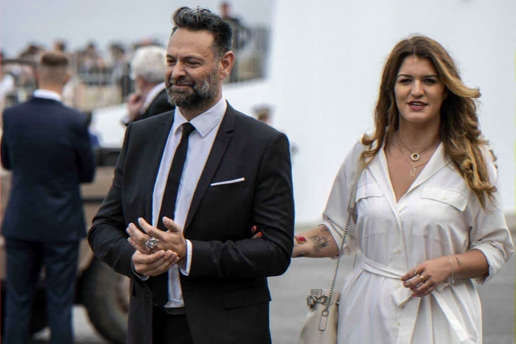 french-political-media-profile-postpartum-marriage