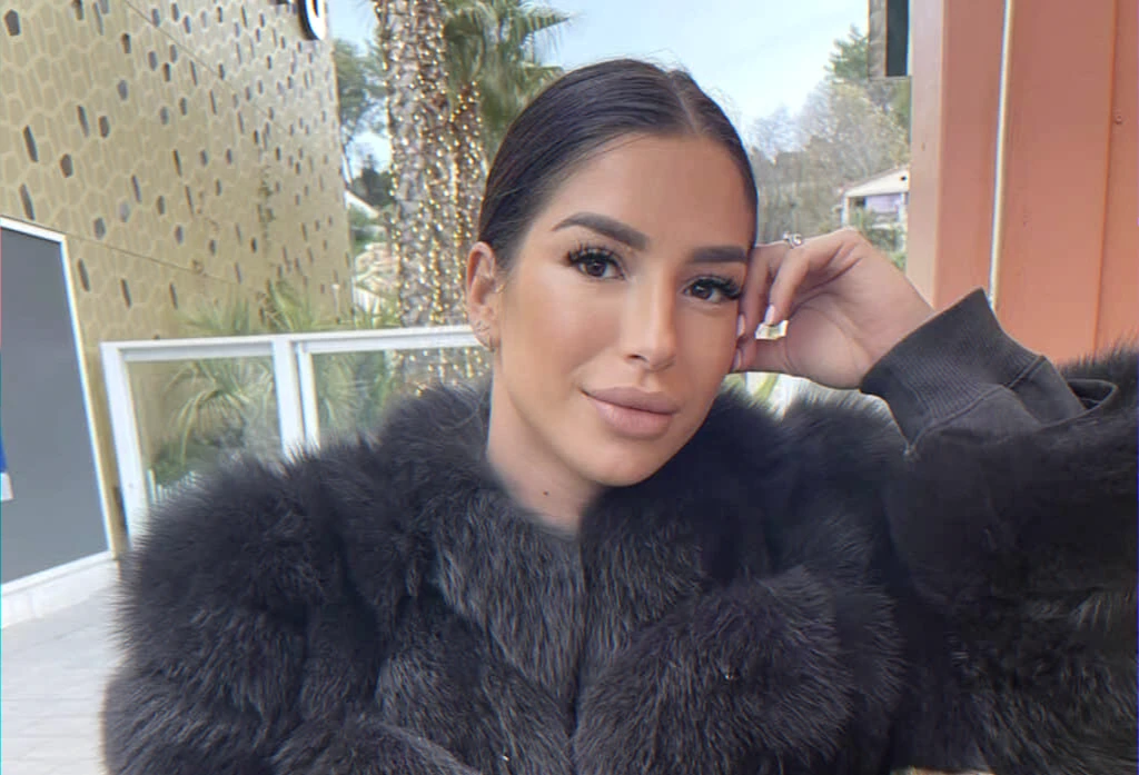 Influencer interview on grief, partner detention and family breakup