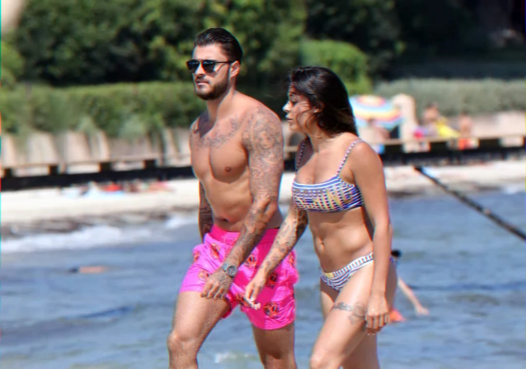 Influencer legal battle over company shares affecting health and family