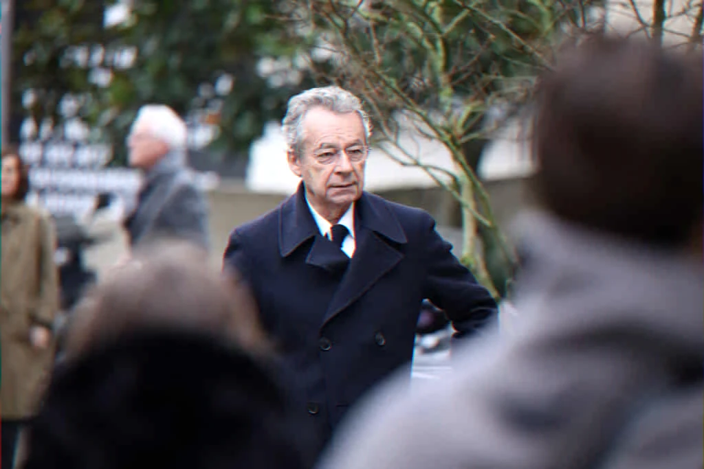 Obsèques à Meudon — hommage de la communauté journalistique