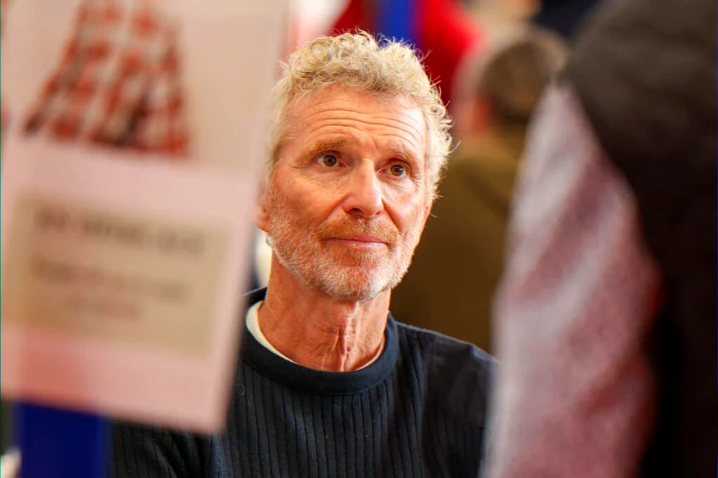 Photobook caption controversy over romanticizing poverty in Cambodia