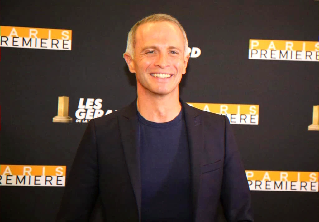 SAM PLAY Twitch announcement — Splinter Cell session on Sunday 16 November 2025