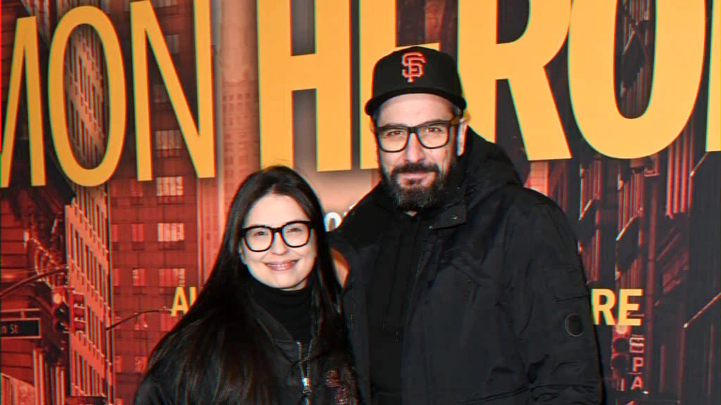 talent-show-veteran-avoids-program-after-divorce-interview