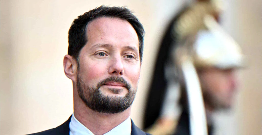 Vol statue Thomas Pesquet mont Ventoux — plainte et recherches