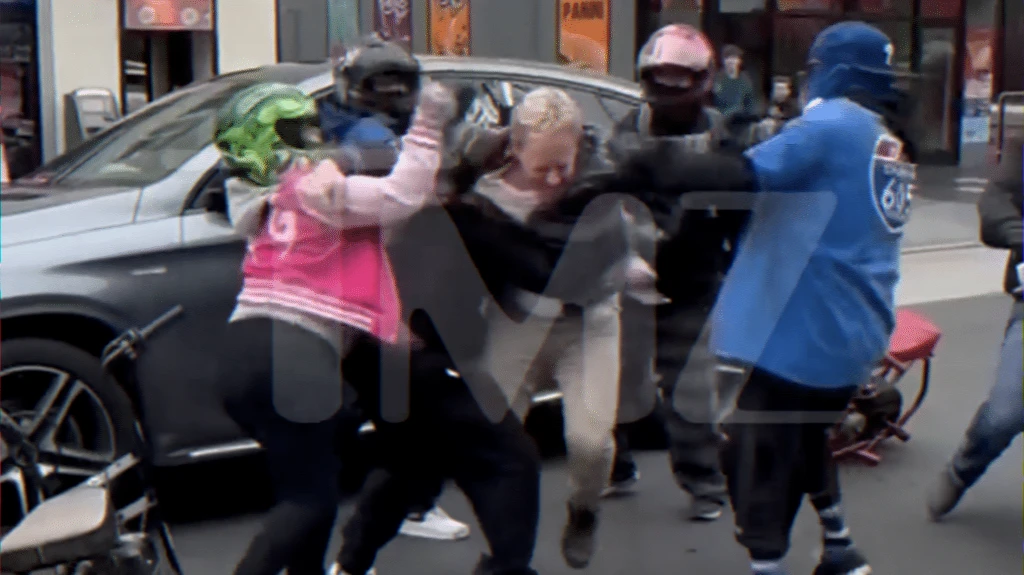 Altercation à Hollywood Boulevard — plainte pour coups et blessures