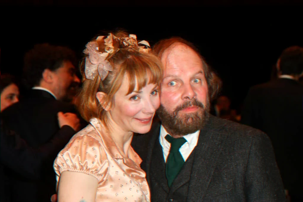 Maison de campagne à Bougival – ancien presbytère, équilibre entre audace scénique et discrétion privée