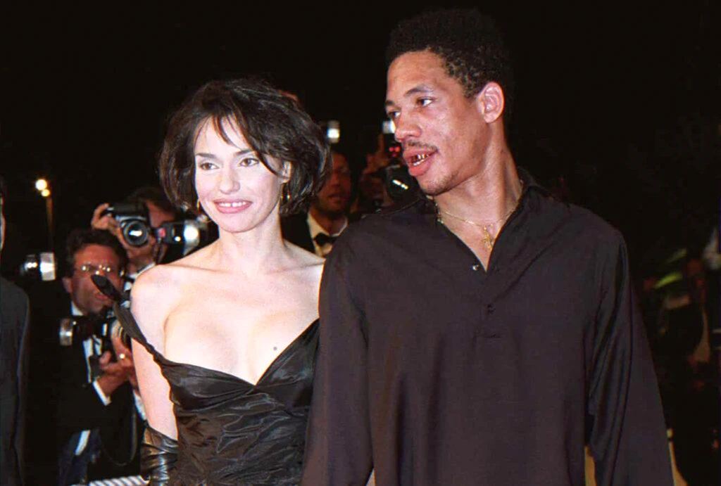 Interview on a decade-long passionate relationship, its rupture and lingering melancholy