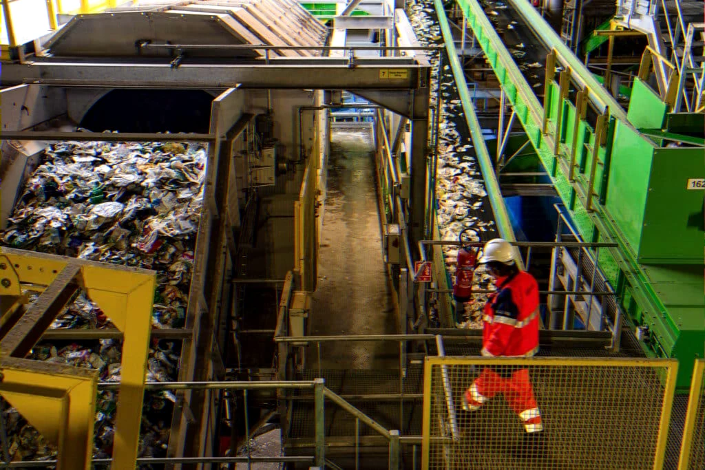 TriGlaz sorting centre in Plouédern halted as investigation begins