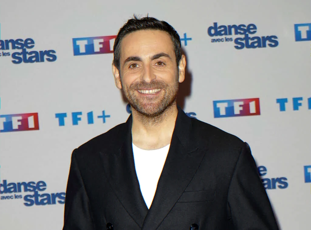 former-journalist-turned-comedian-launches-2026-tour