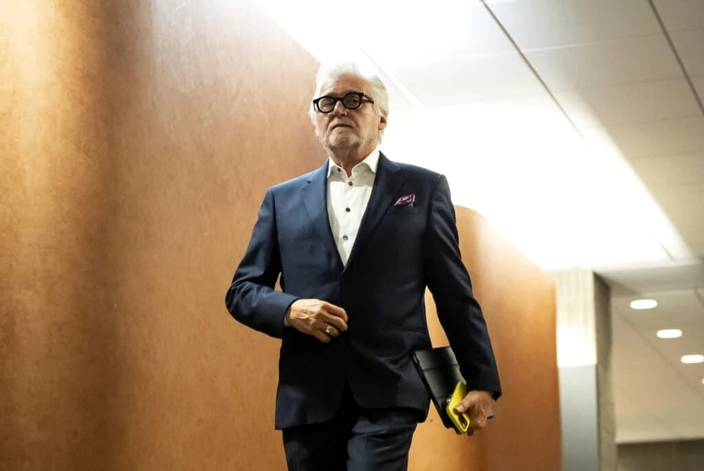 20-ans-la-france-un-incroyable-talent-absence-ancien-jure-procedure-judiciaire