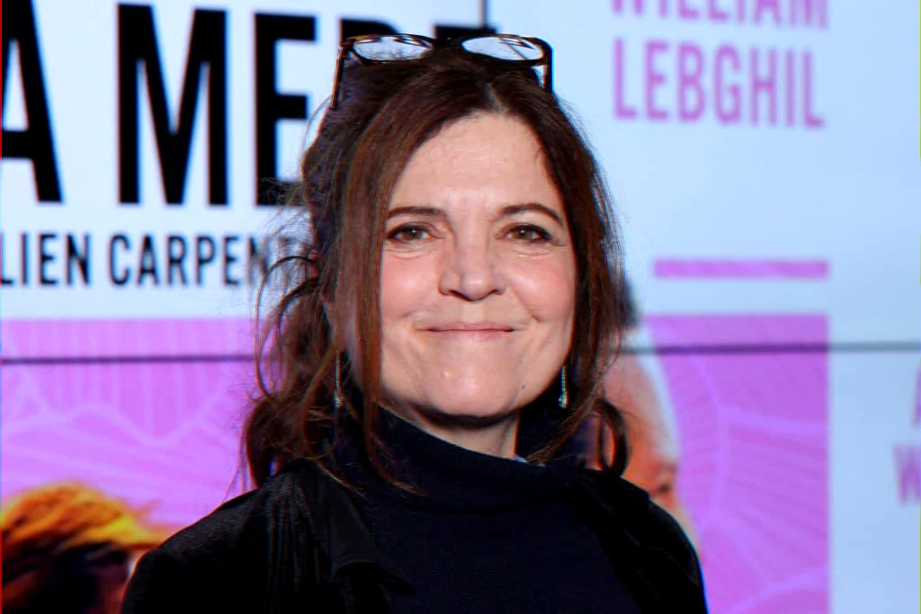 late-motherhood infertility adoption brazil documentary