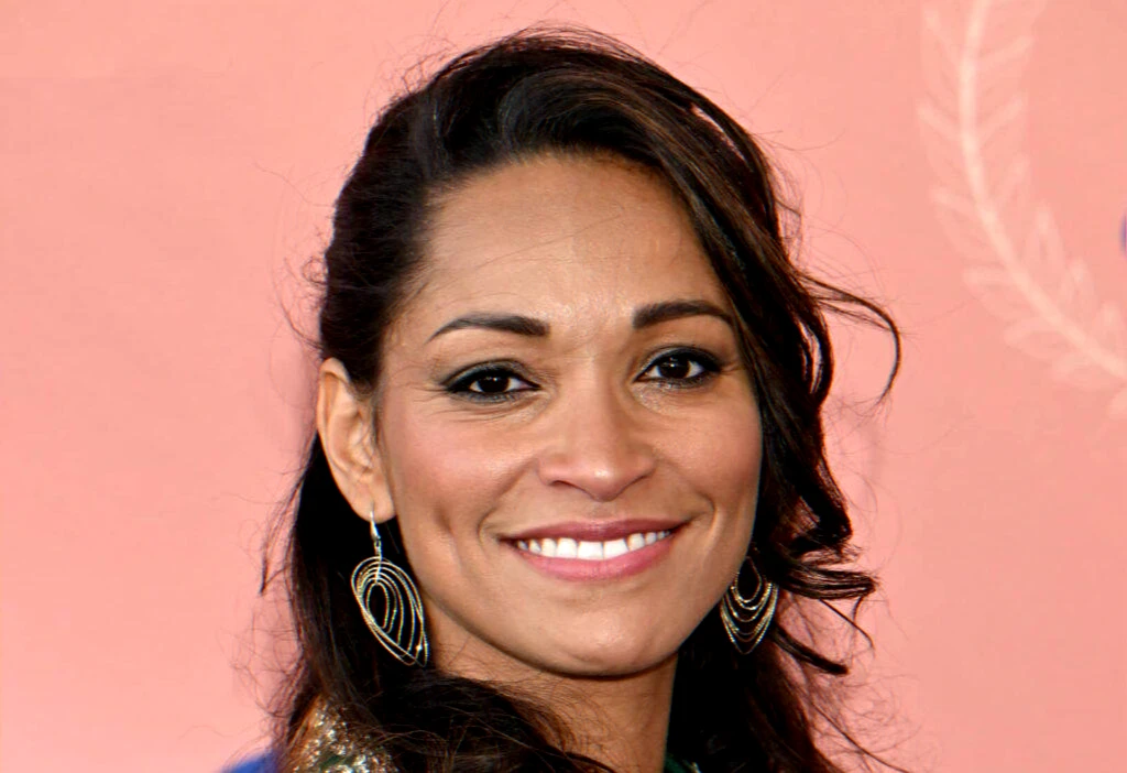 Miss France backstage controversy and contract dispute