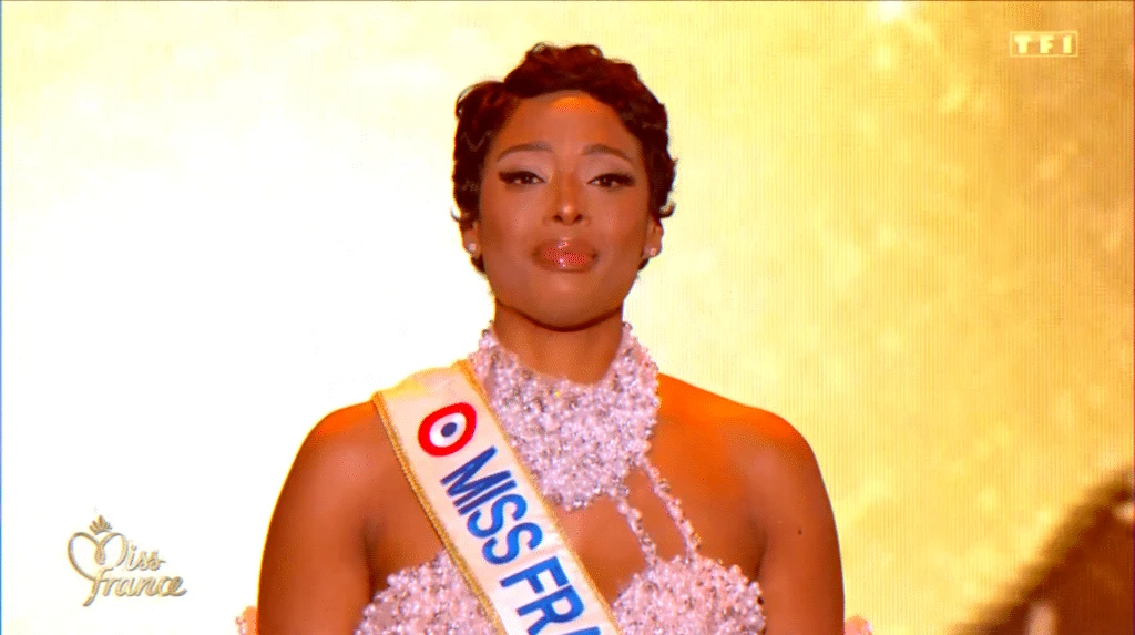Passation Miss France 2026 – émotion au Zénith d'Amiens