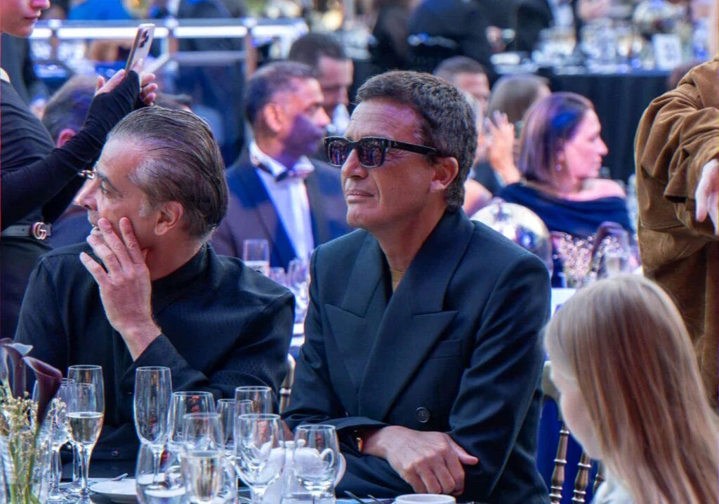 miss-univers-2025-controverse-allegations-de-triche-et-liens-de-cartel