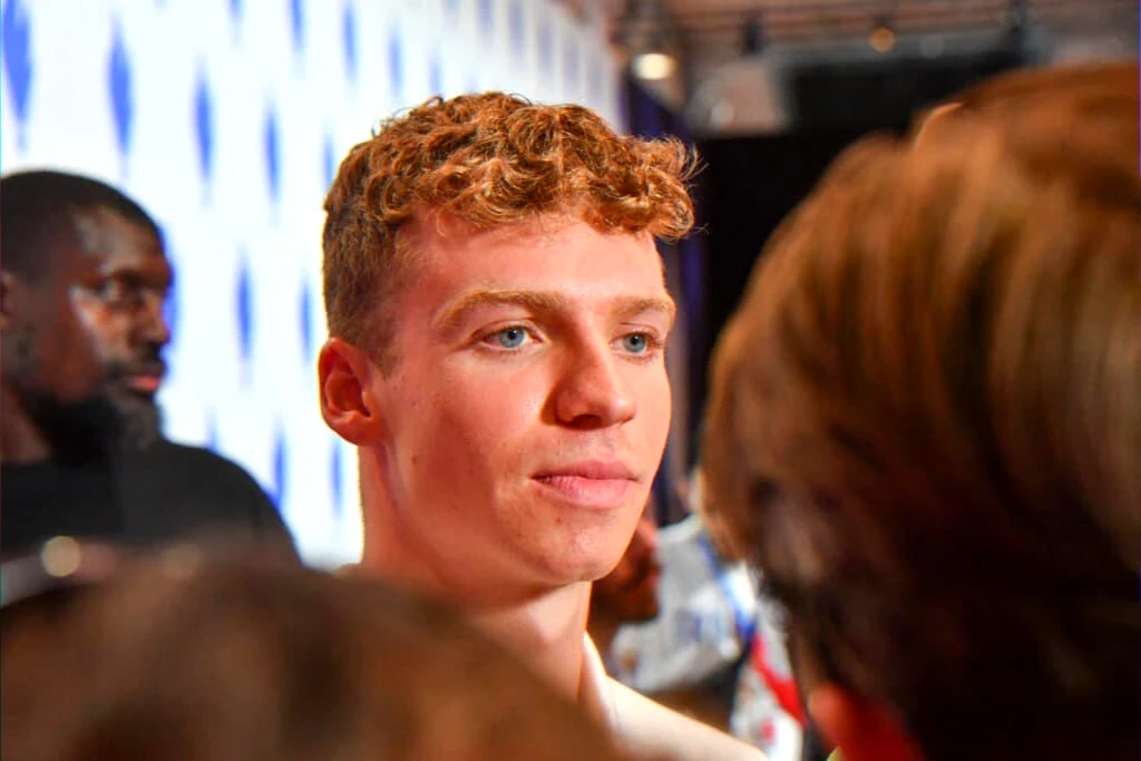 olympic-champion-graduation-dual-success