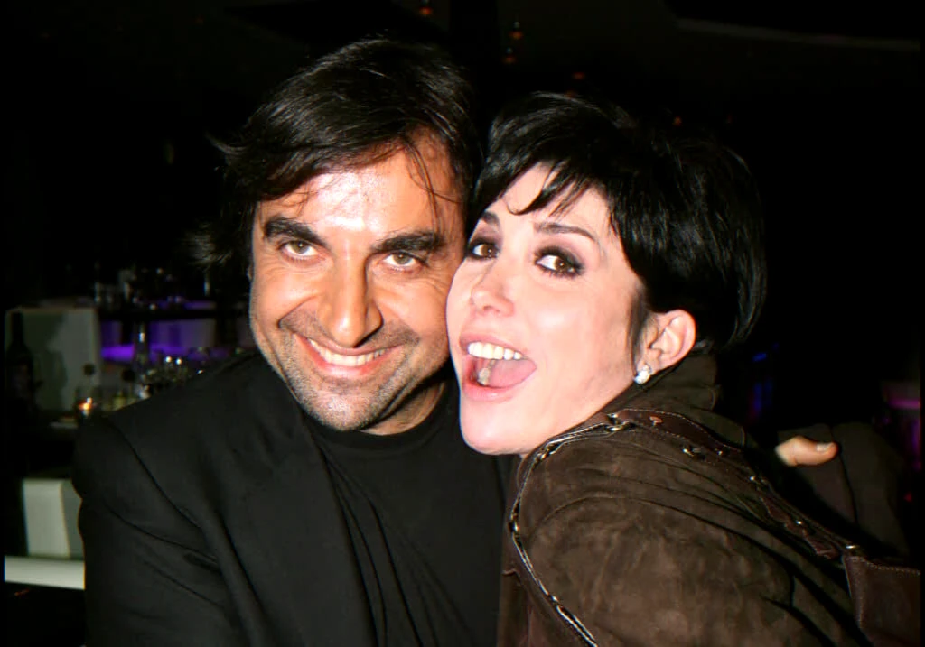 French singer profile: loves, collaborations, quest for freedom