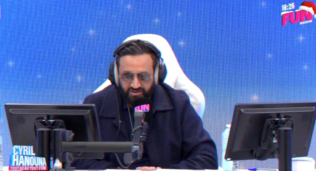 radio host congratulates daughter live on air for school commendation