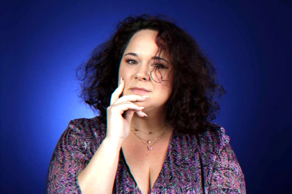 Music artist 20 years after a talent-show victory releases new single “Ma fille”