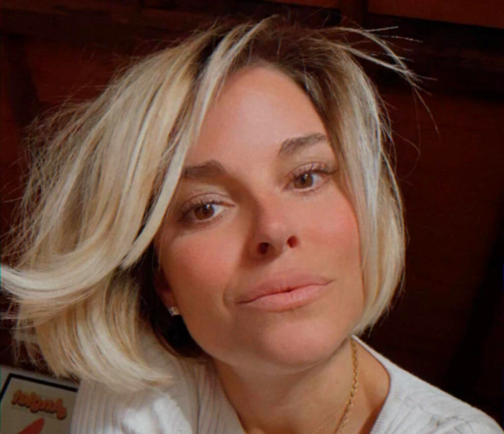 Celebrity haircut and family renewal after a sports injury