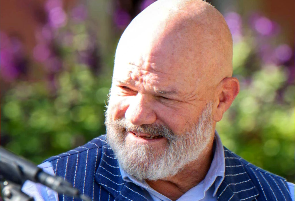 Feature on a chef's partner serving as strategic manager and organiser