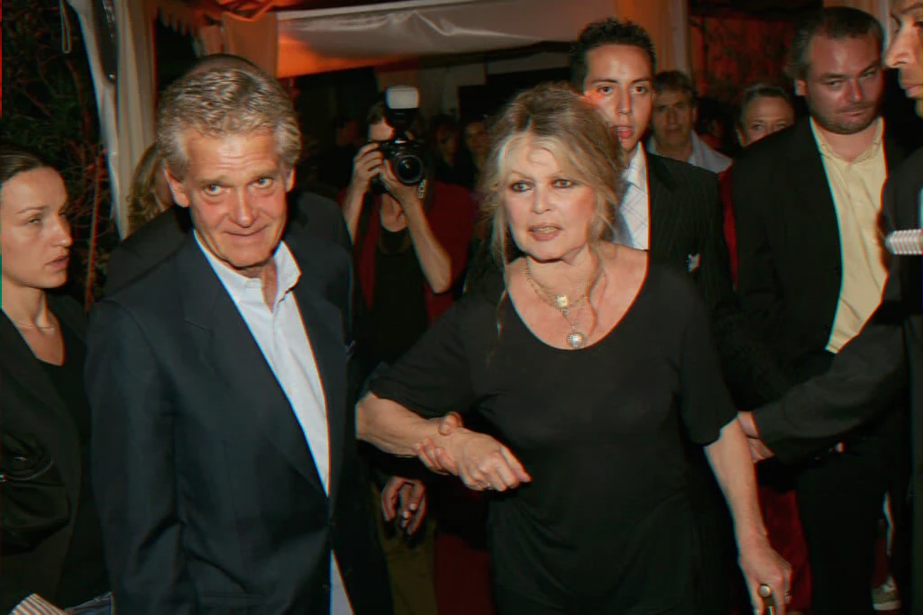 Hospitalisation after malaise near La Garrigue and return to Saint‑Tropez