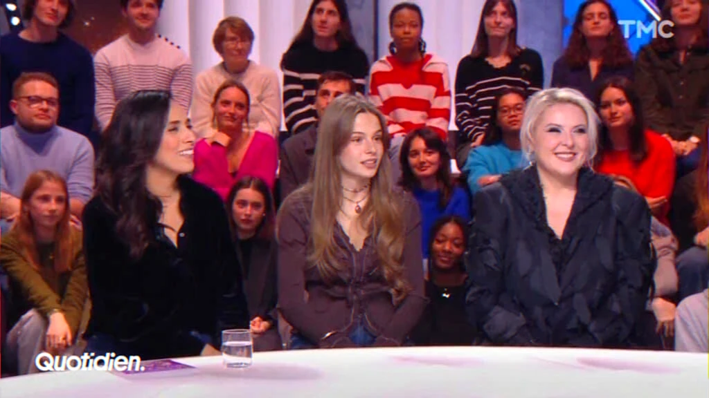 Stage presence coach discusses daily coaching at the academy château during a televised interview