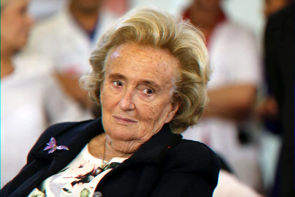 remise-legion-dhonneur-elysee-transmission-fondation-hopitaux