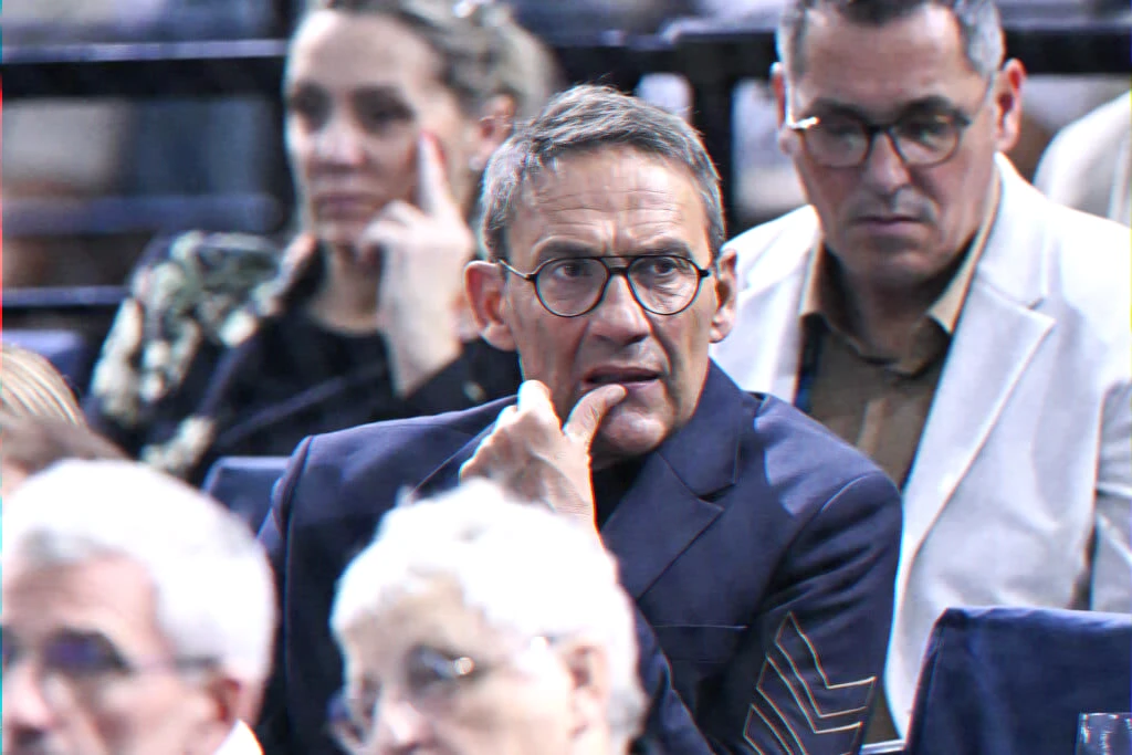 retraction of a false death announcement on X — social media reactions and clarification