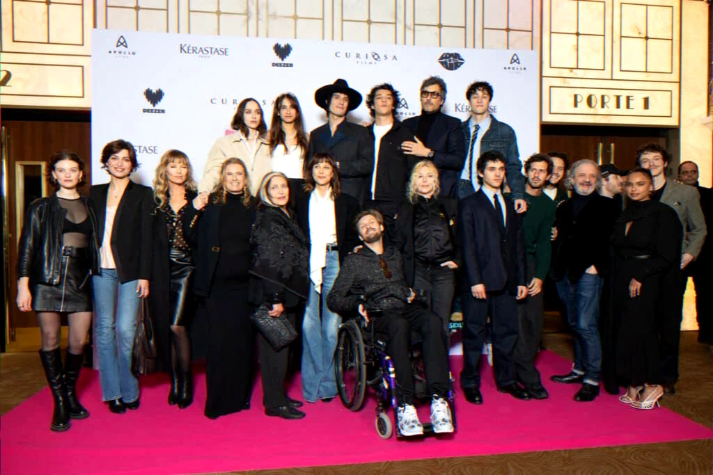 influencer podcast testimony on online hypersexualization and DM solicitations, minors' protection