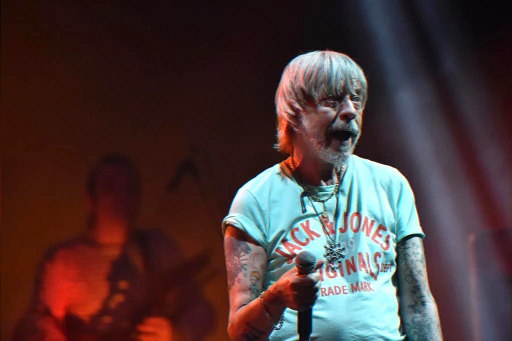 Book signing at Les 400 Coups independent bookstore in Bordeaux