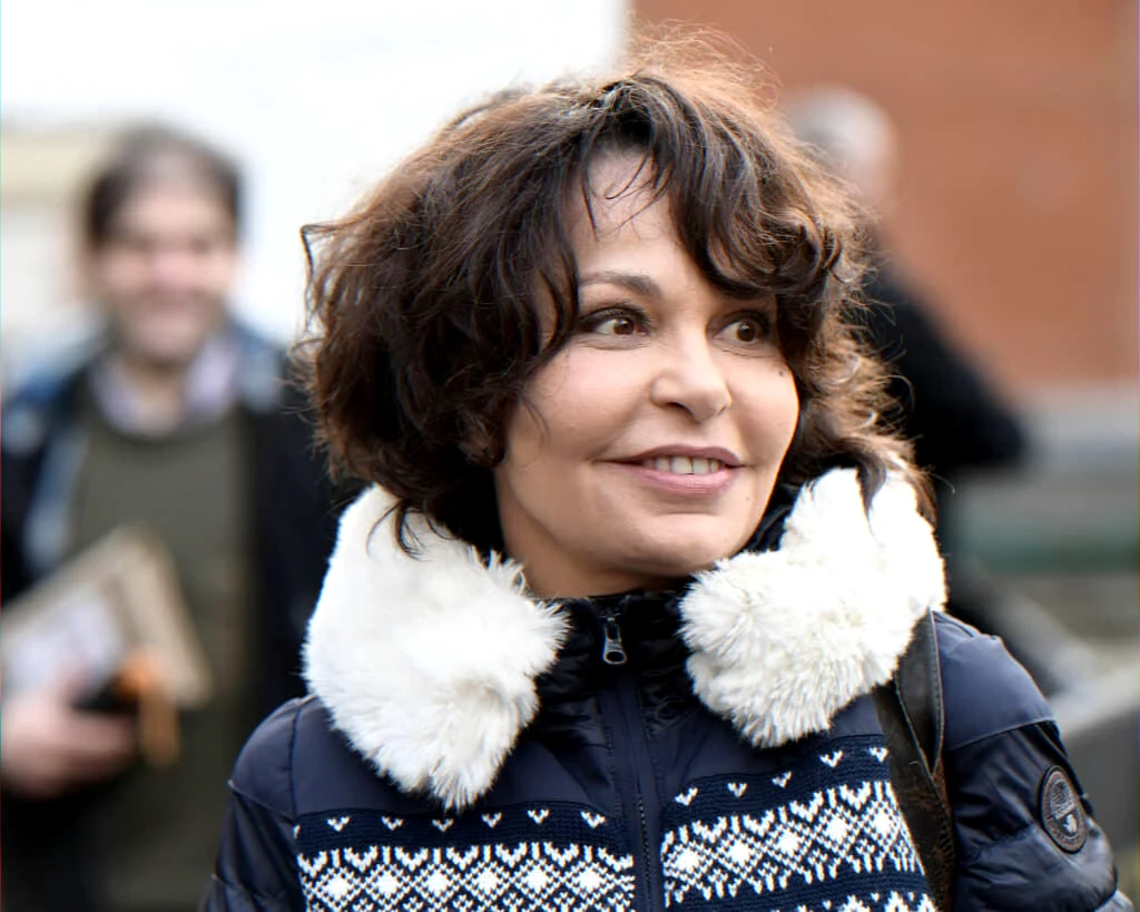 hommage artiste populaire décès Neuilly‑sur‑Seine