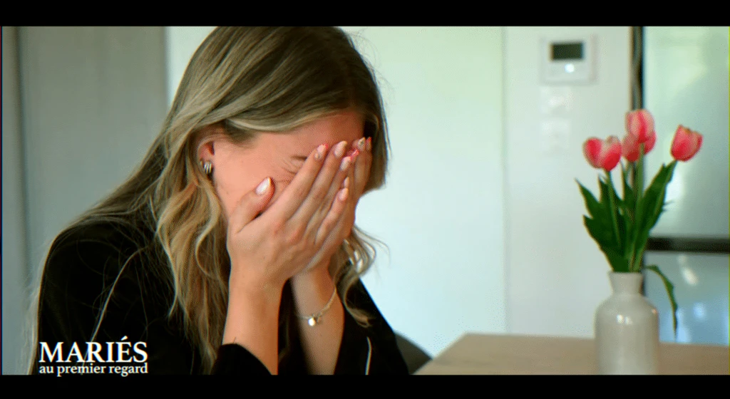 mariés-au-premier-regard-phobie-avion-panique-ceremonie